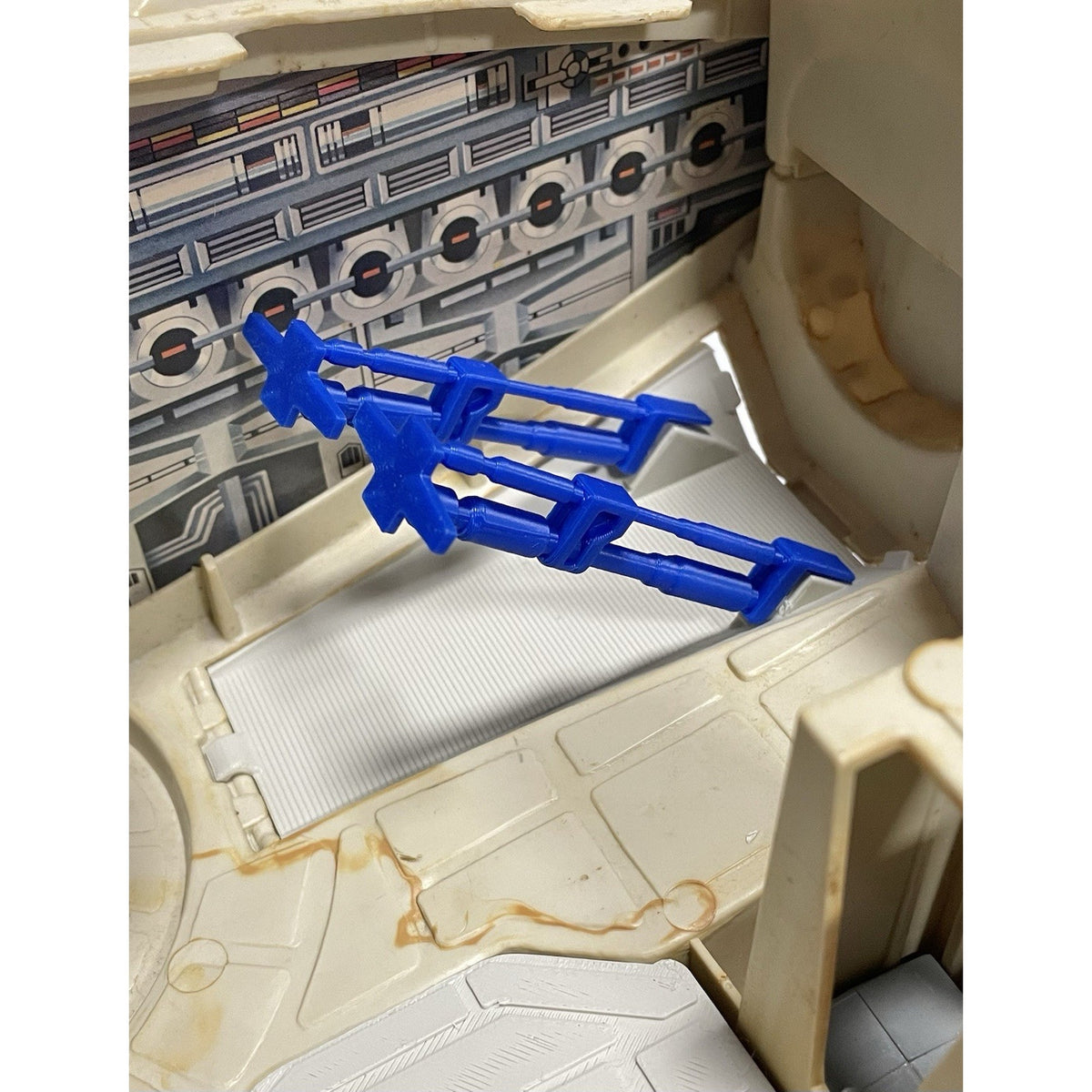 Vintage Star Wars Kenner Millennium Falcon Ramp & Struts REPRO Part 1978
