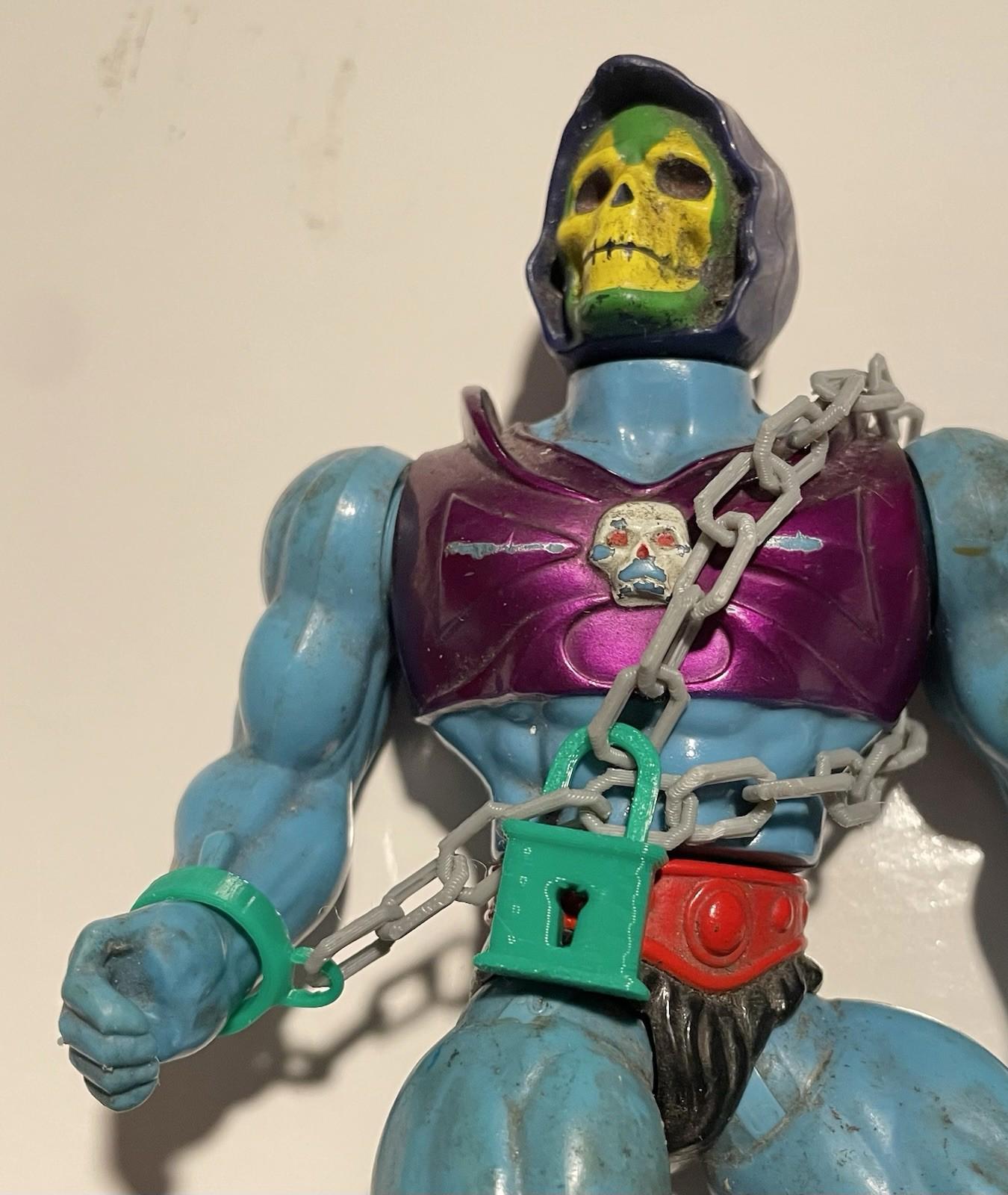 Vintage Masters of the Universe Dragon Blaster REPRO Padlock & Chain Cuffs MOTU