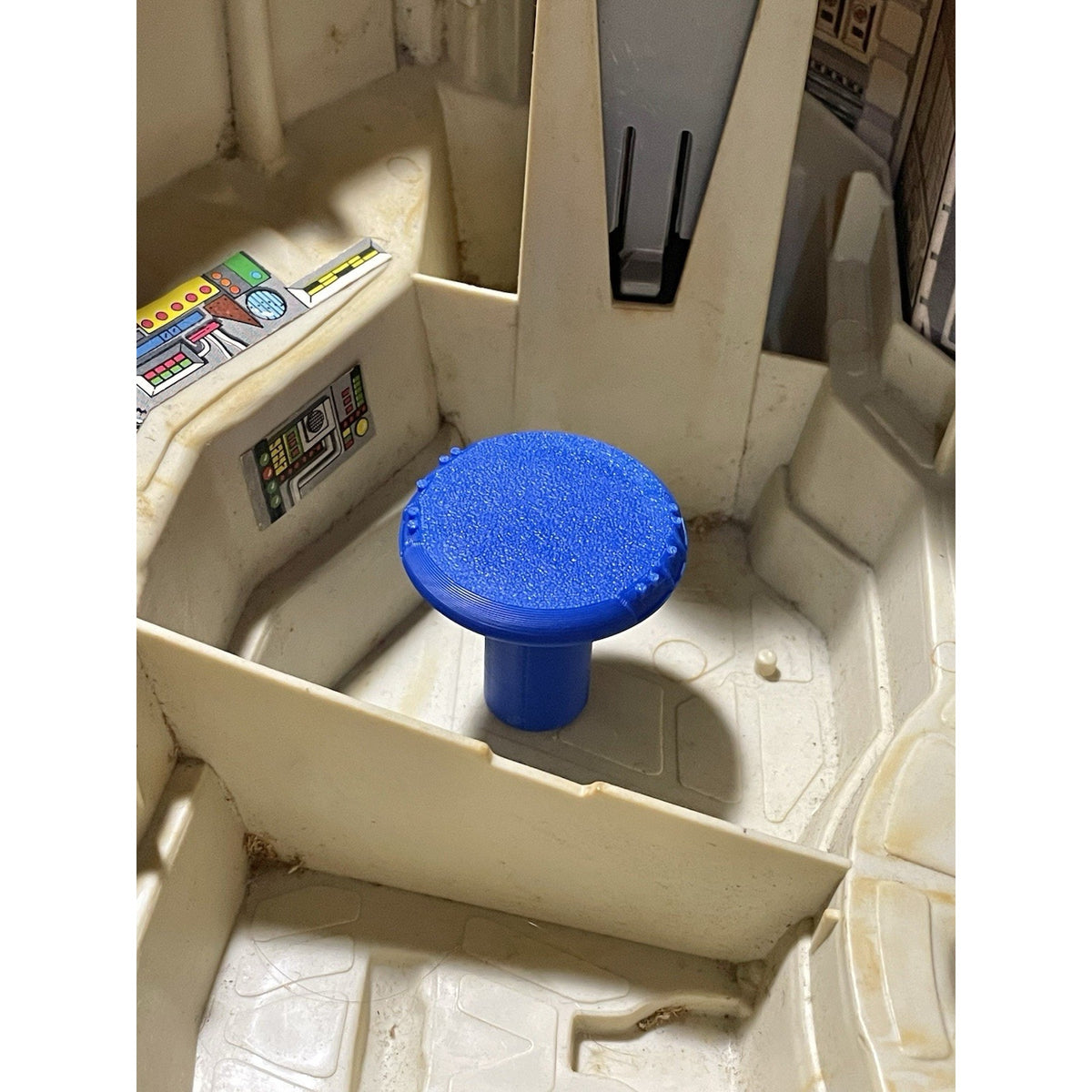 Vintage Star Wars Kenner Millennium Falcon Chess Game Table REPRO Part 1979