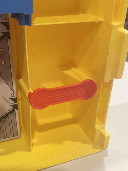Reproduction Hall of Justice Playset Guard Strap Clip for DC Super Powers, view 2